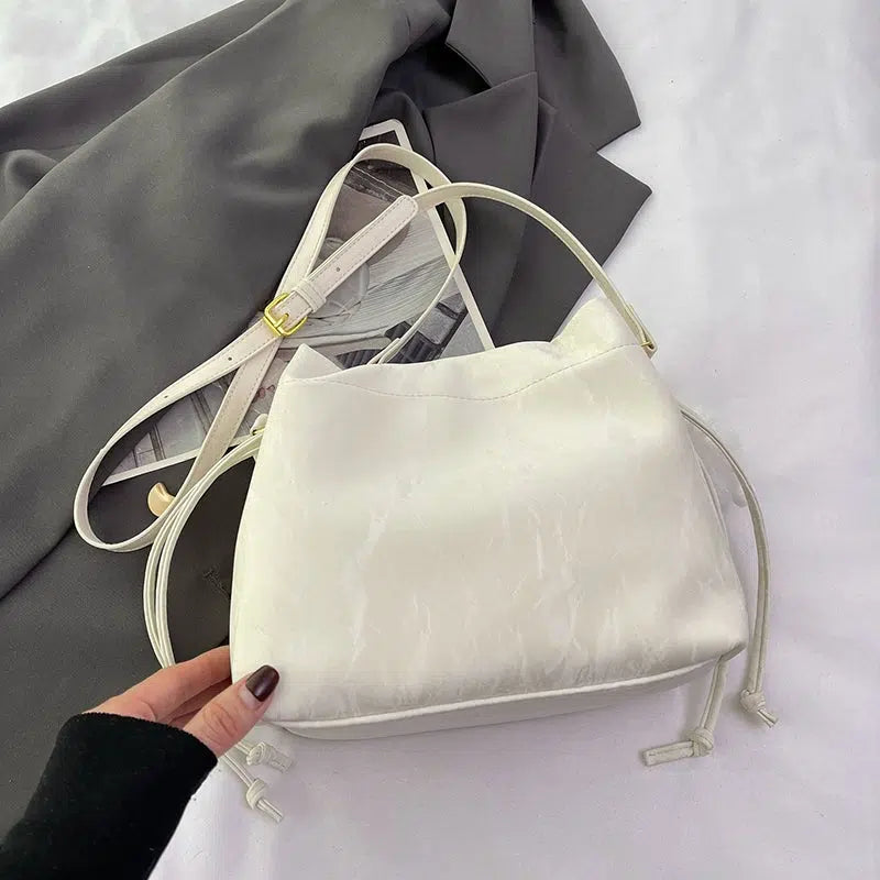 Braided Handle Bucket Shaped Bag