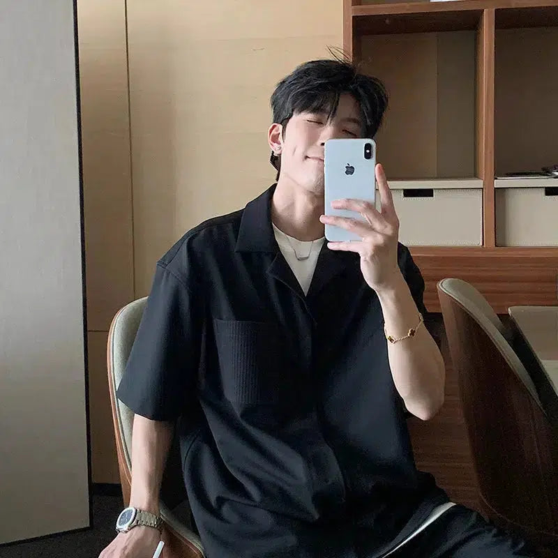 Casual Button-Up Shirt with Chest Pocket