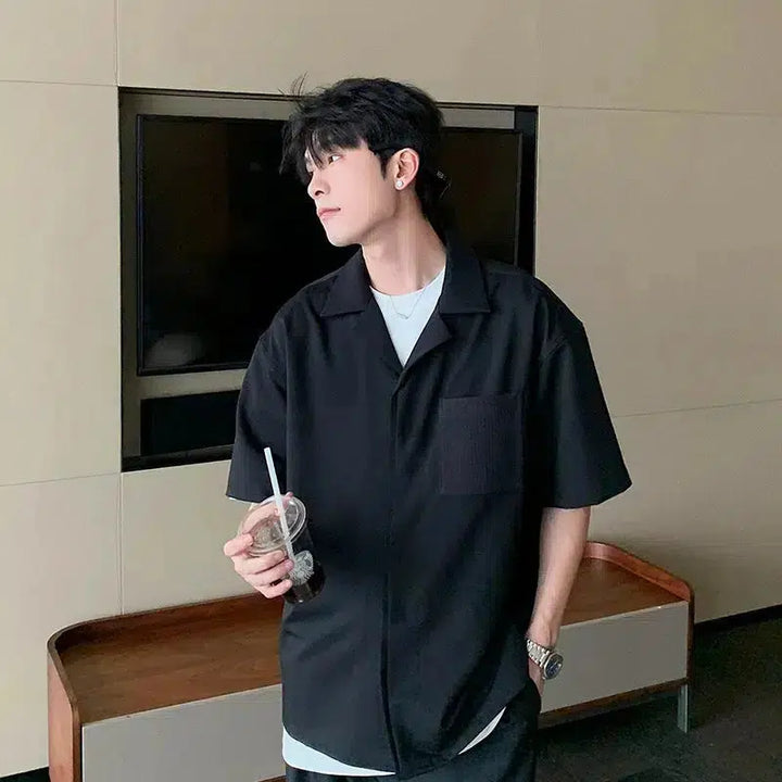 Casual Button-Up Shirt with Chest Pocket