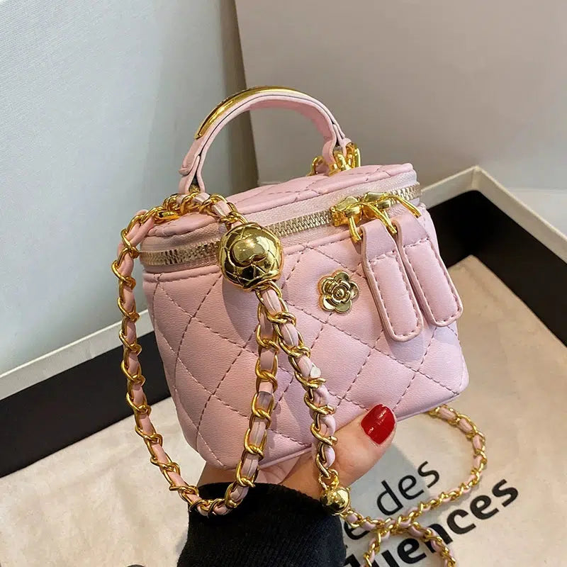 Chain Strap Quilted Handbag