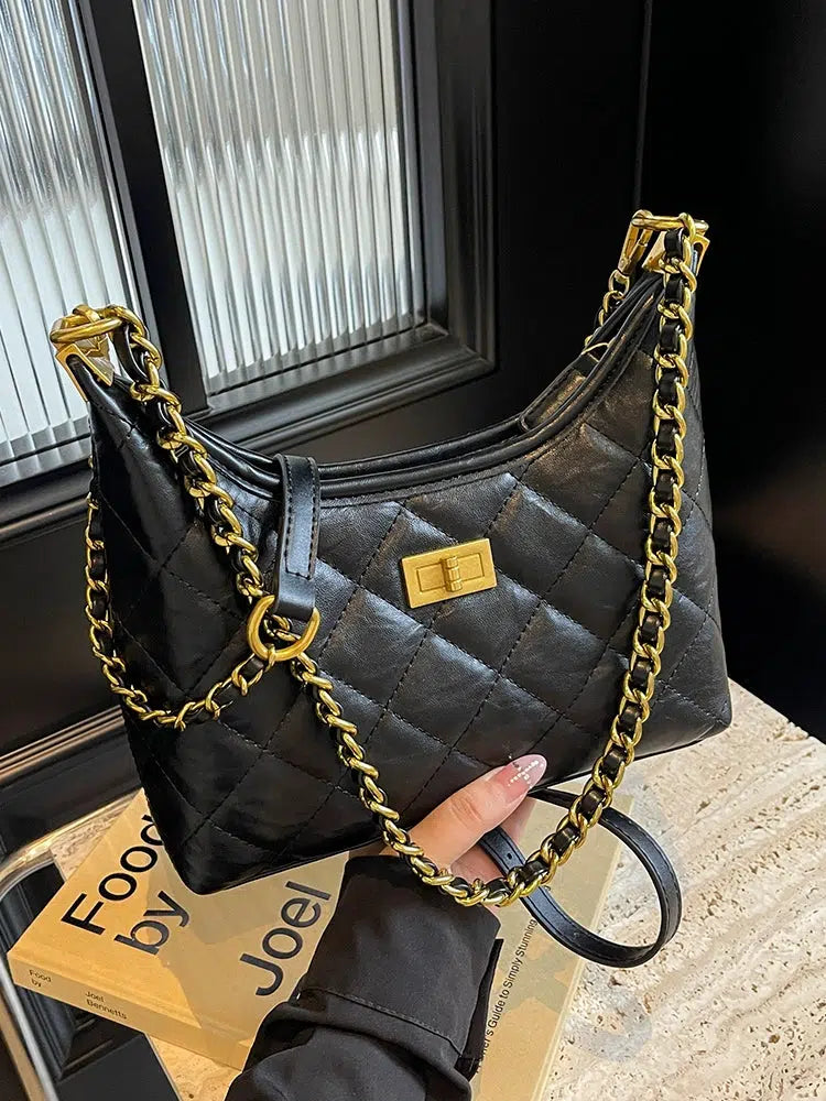 Chain Strap Quilted Shoulder Bag