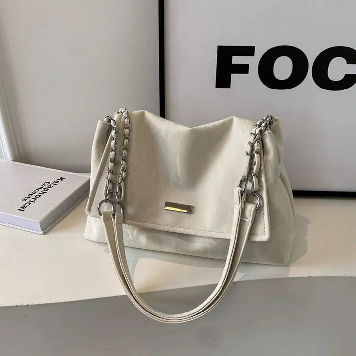 Chain Strap Shoulder Bag