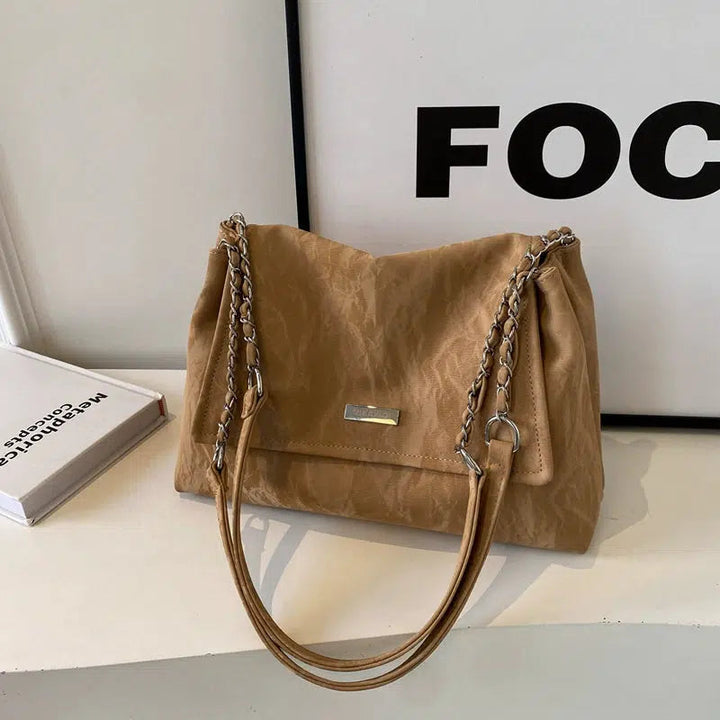 Chain Strap Shoulder Bag