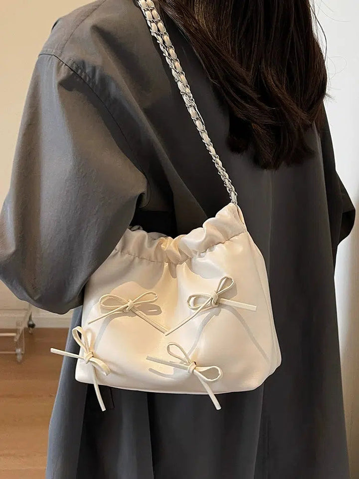 Chic Bow-Accent Shoulder Bag