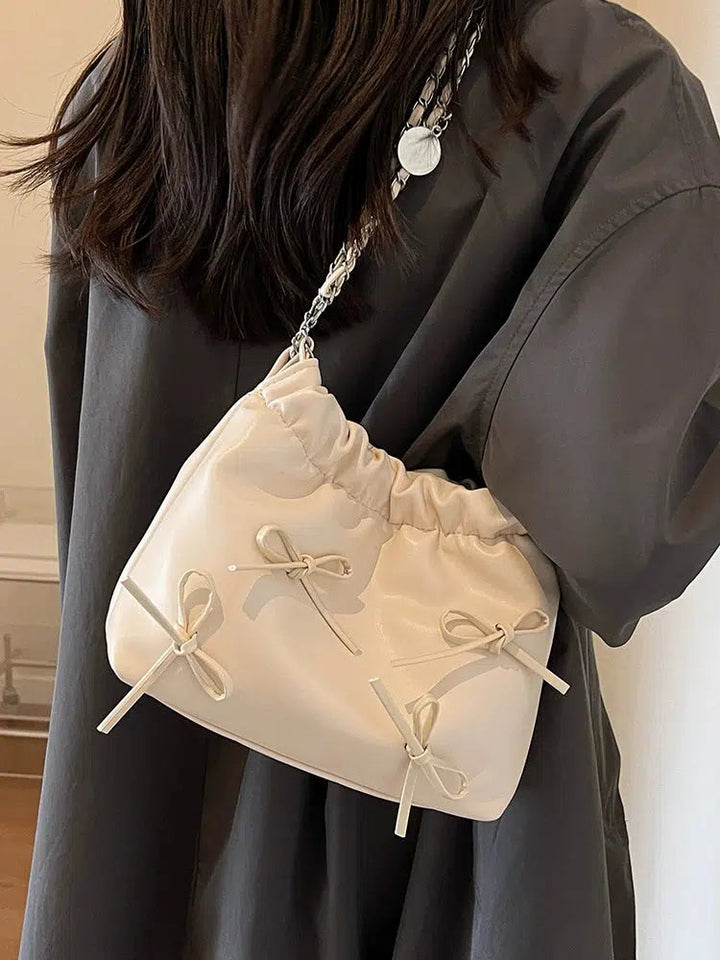 Chic Bow-Accent Shoulder Bag