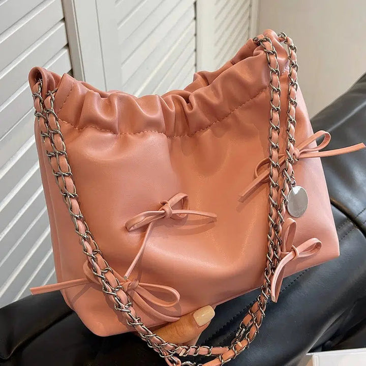 Chic Bow-Accent Shoulder Bag