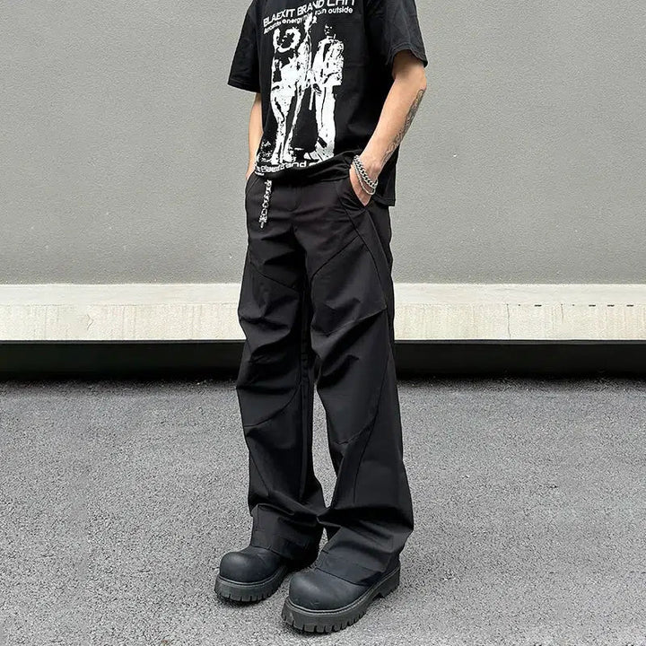 Drape Mopping Pleated Pants