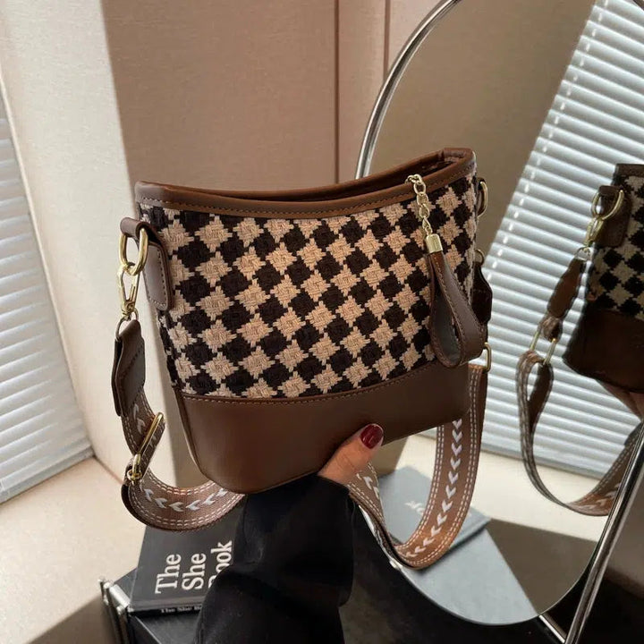 Houndstooth Pattern Crossbody Bag