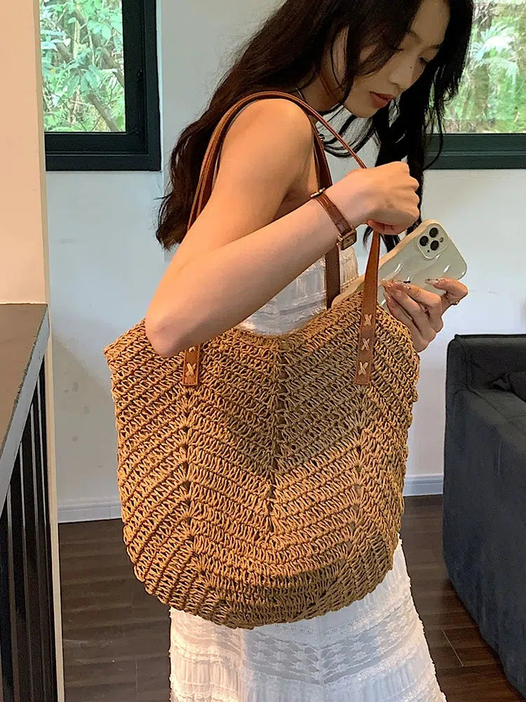 Leather Straps Woven Straw Tote Bag