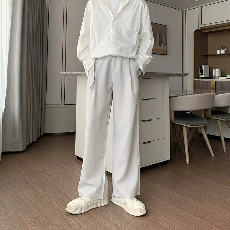 Lightweight Straight-leg Pleated Pants