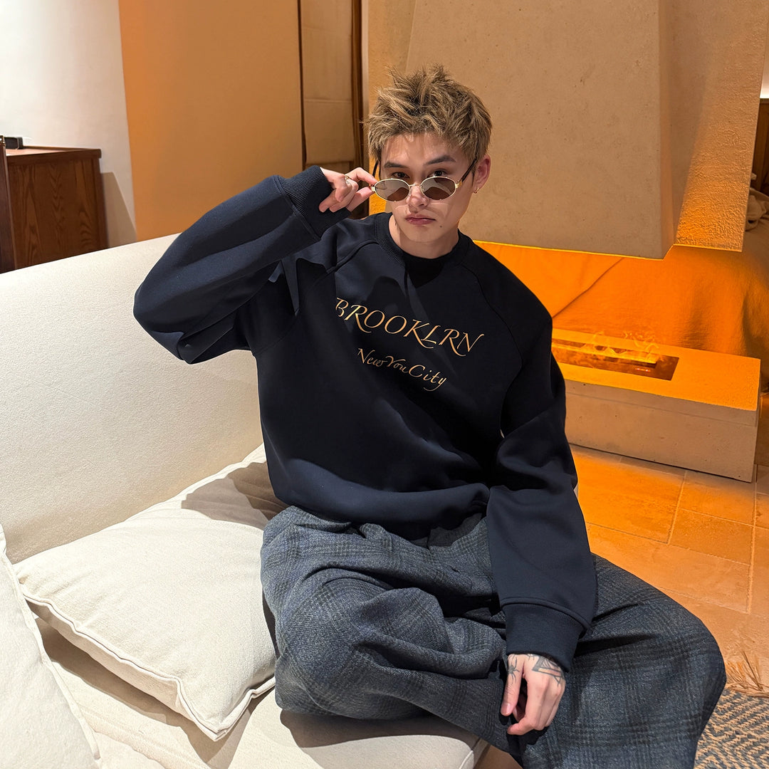 Letter Print Raglan Sleeve Sweatshirt