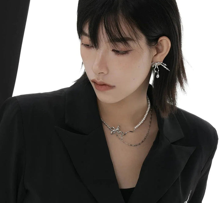 Pearl Bow Necklace