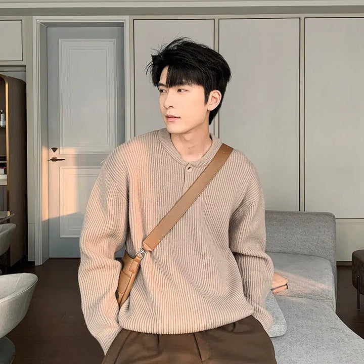 Pleated Henley Bottoming Sweater