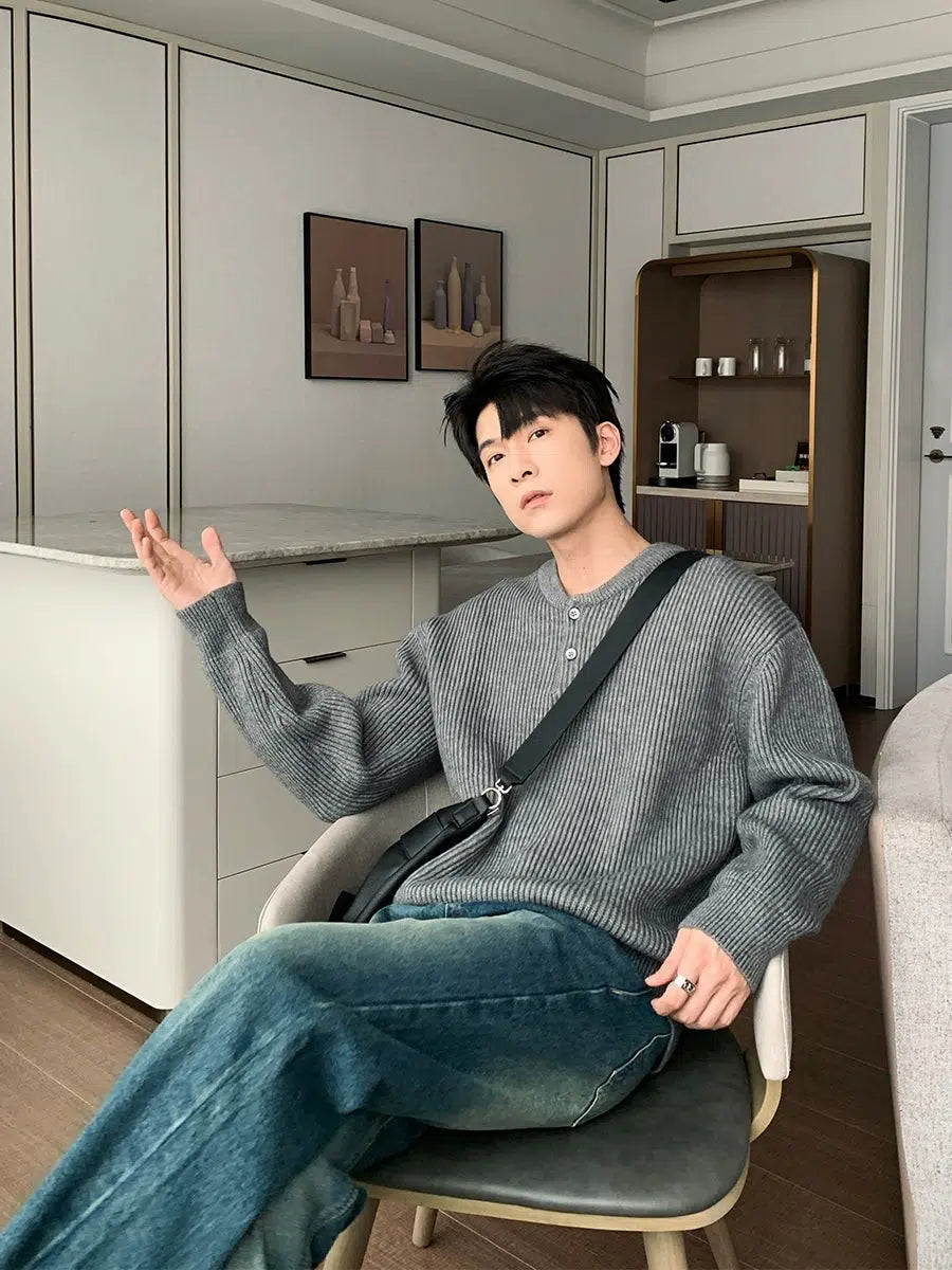 Pleated Henley Bottoming Sweater