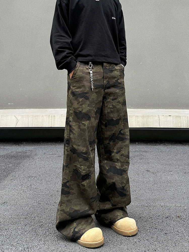 Pockets Camo Print Flared Pants