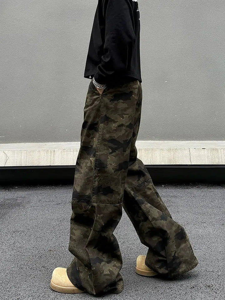 Pockets Camo Print Flared Pants