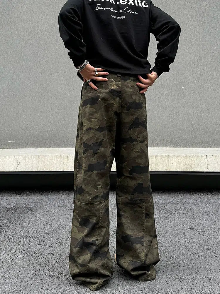 Pockets Camo Print Flared Pants