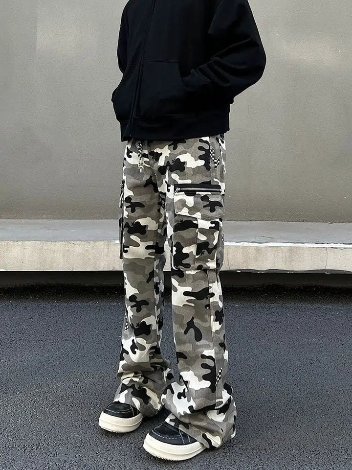 Pockets Camouflage Cargo Pants