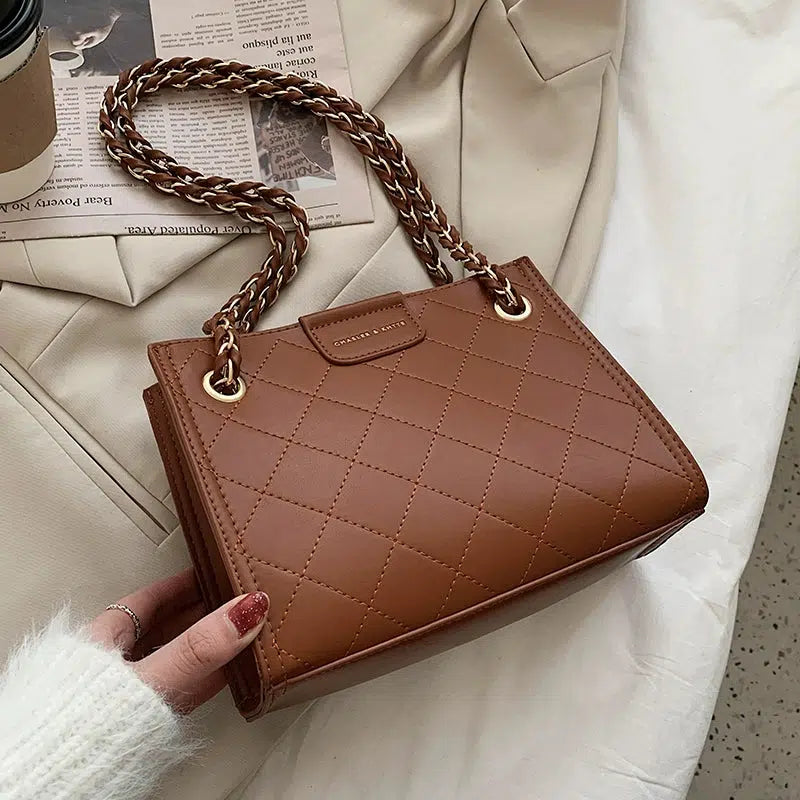 Quilted Chain Shoulder Bag
