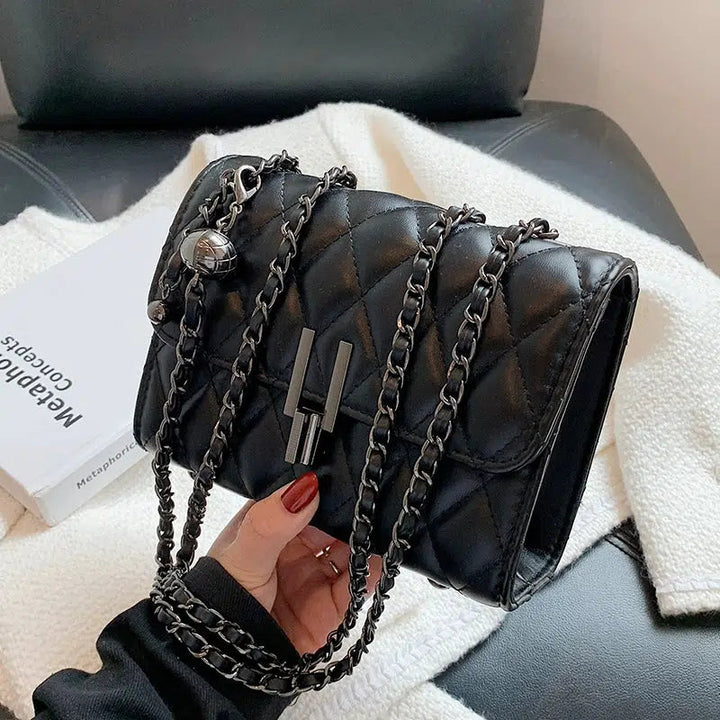 Quilted Chain Shoulder Bag