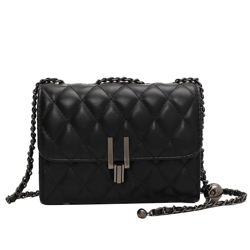Quilted Chain Shoulder Bag