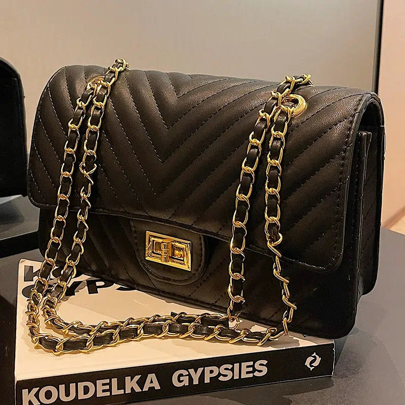 Quilted Chain Shoulder Bag