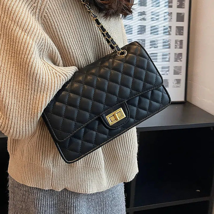 Quilted Chain Shoulder Bag