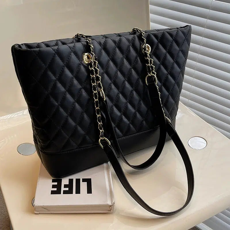 Quilted Chain Small Square Bag