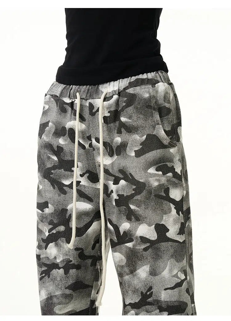 Relaxed Fit Camouflage Casual Pants