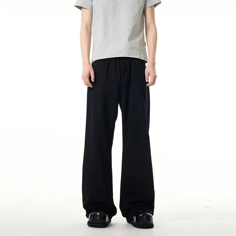 Relaxed Fit Wide-Leg Jeans