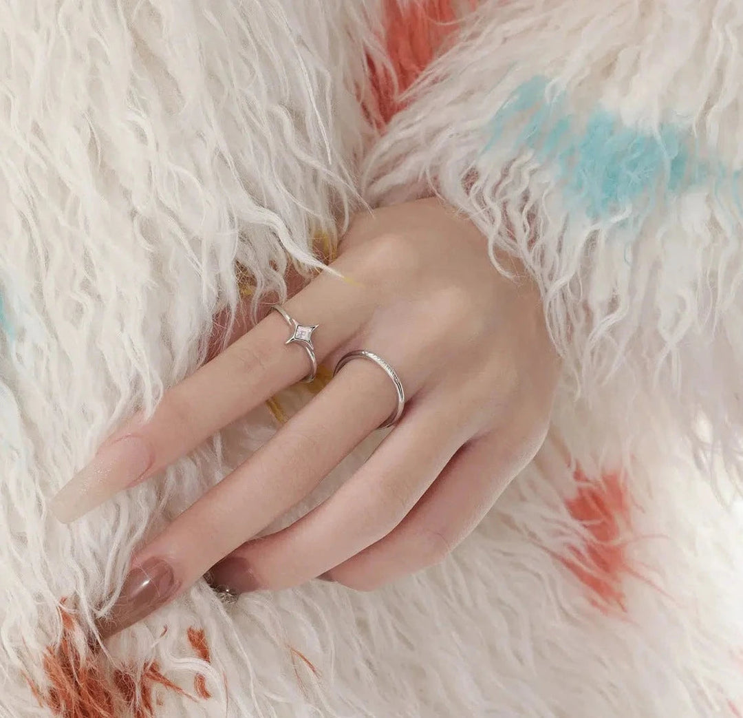 Star Zircon Ring