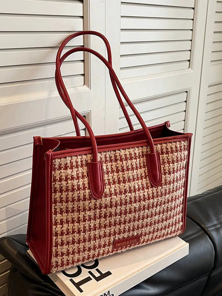 Stylish Heart Pattern Tote Bag