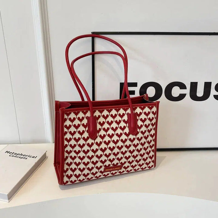 Stylish Heart Pattern Tote Bag