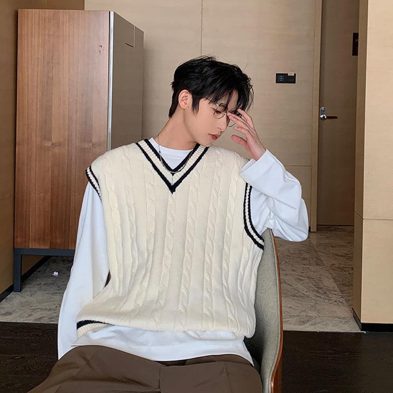 V-Neck College Knit Vest