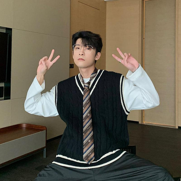 V-Neck College Knit Vest