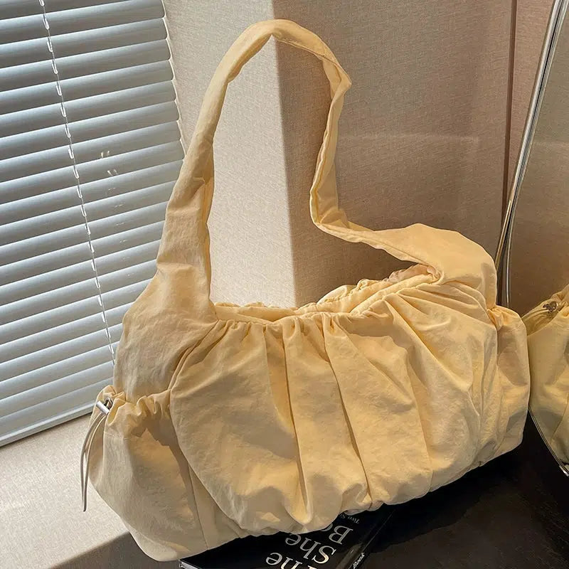 Versatile Large Capacity Tote Bag