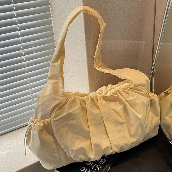 Versatile Large Capacity Tote Bag