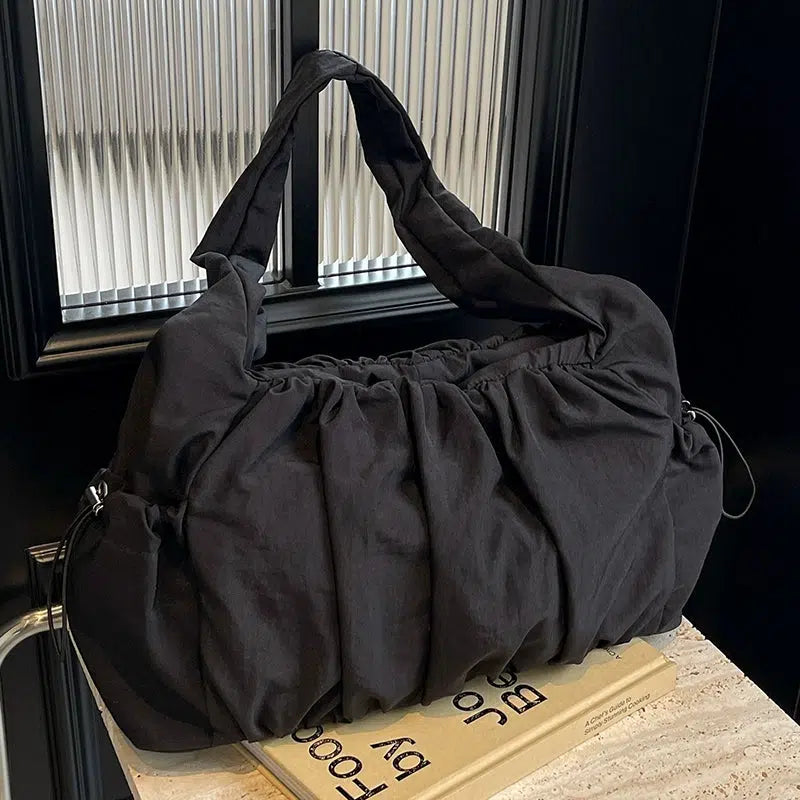 Versatile Large Capacity Tote Bag
