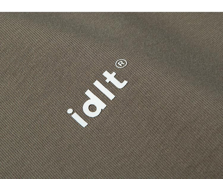 Versatile Logo Print T-shirt