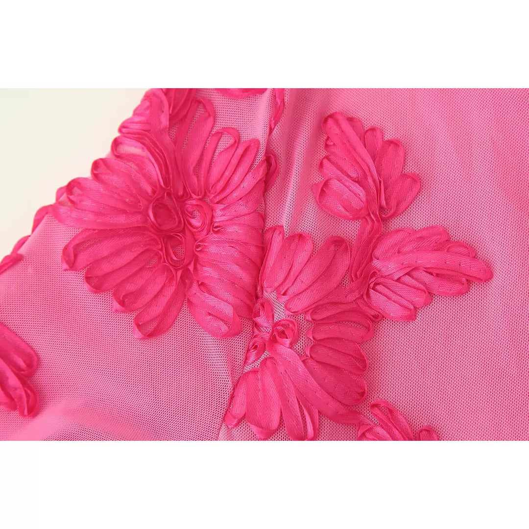 فستان صيفي ضيق بأكمام على شكل جرس مزهر