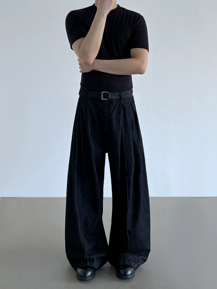 Weite, lockere Jeanshose