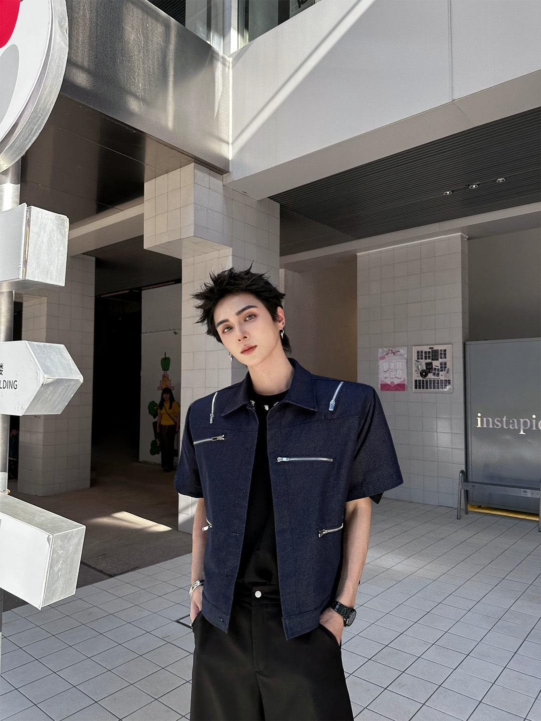 Short Sleeve Zipper Lapel Denim Jacket