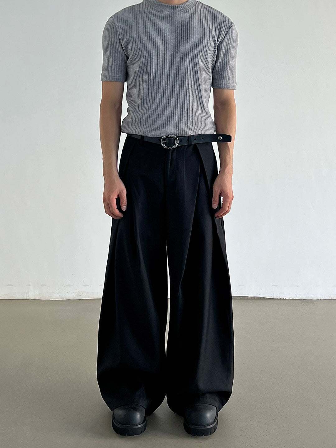 Pleated Wide-Leg A-Line Suit Pants
