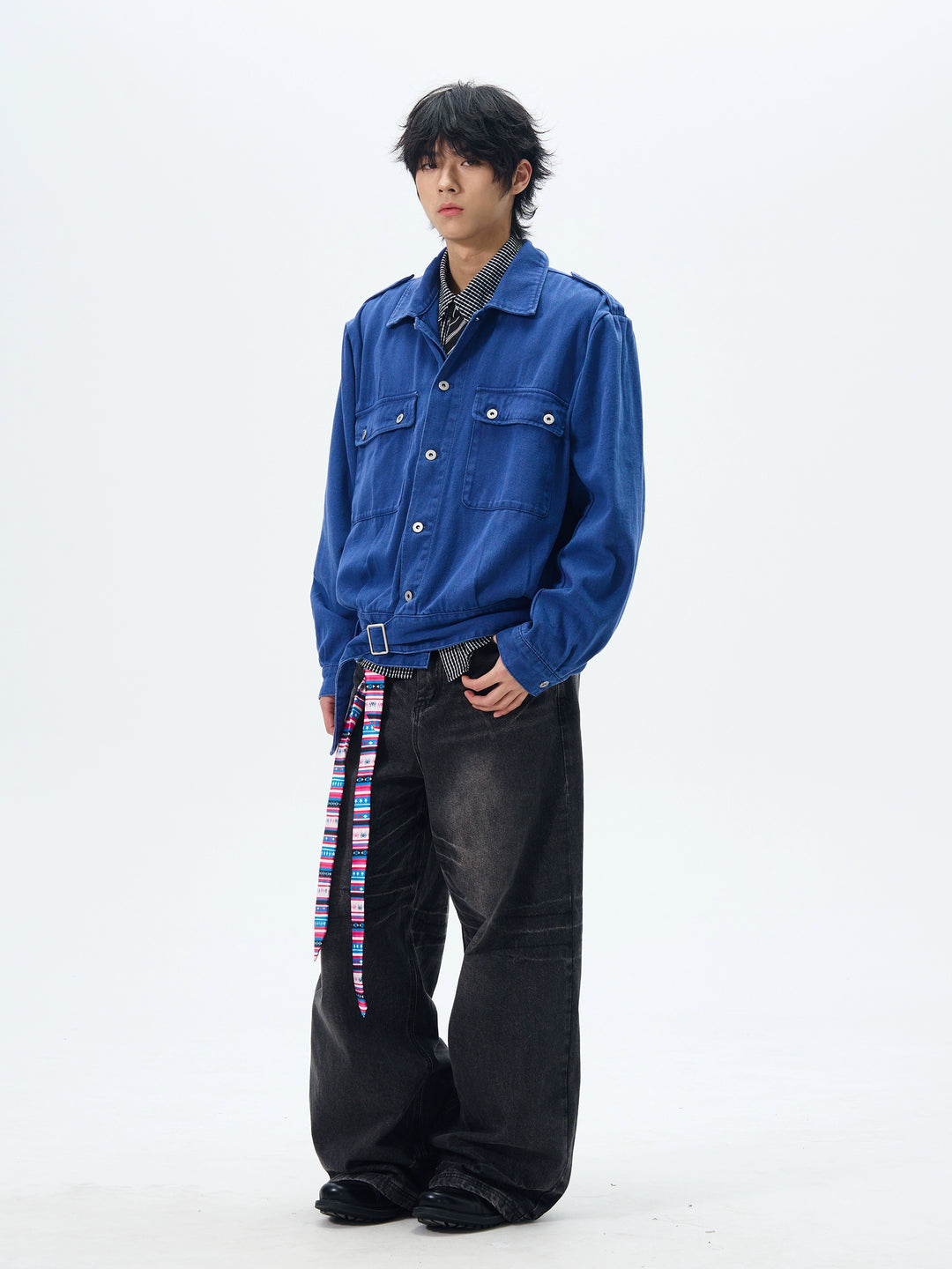 Distressed Loose Fit Straight Jeans