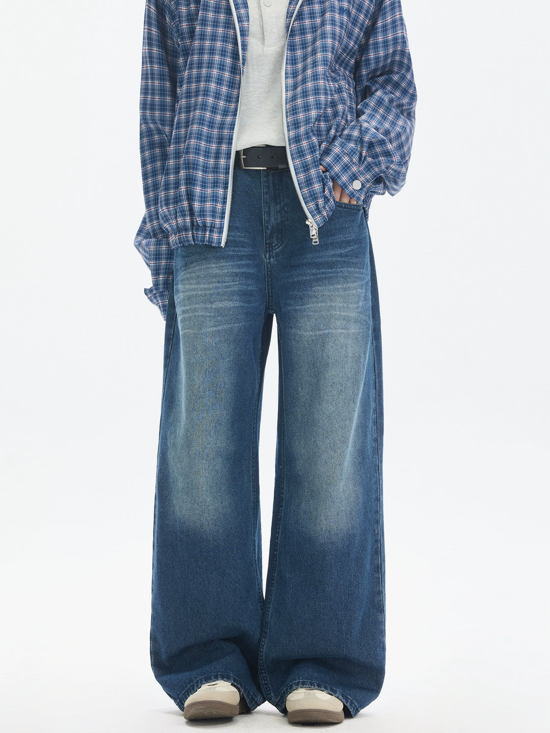 Distressed Gradient Denim Pants