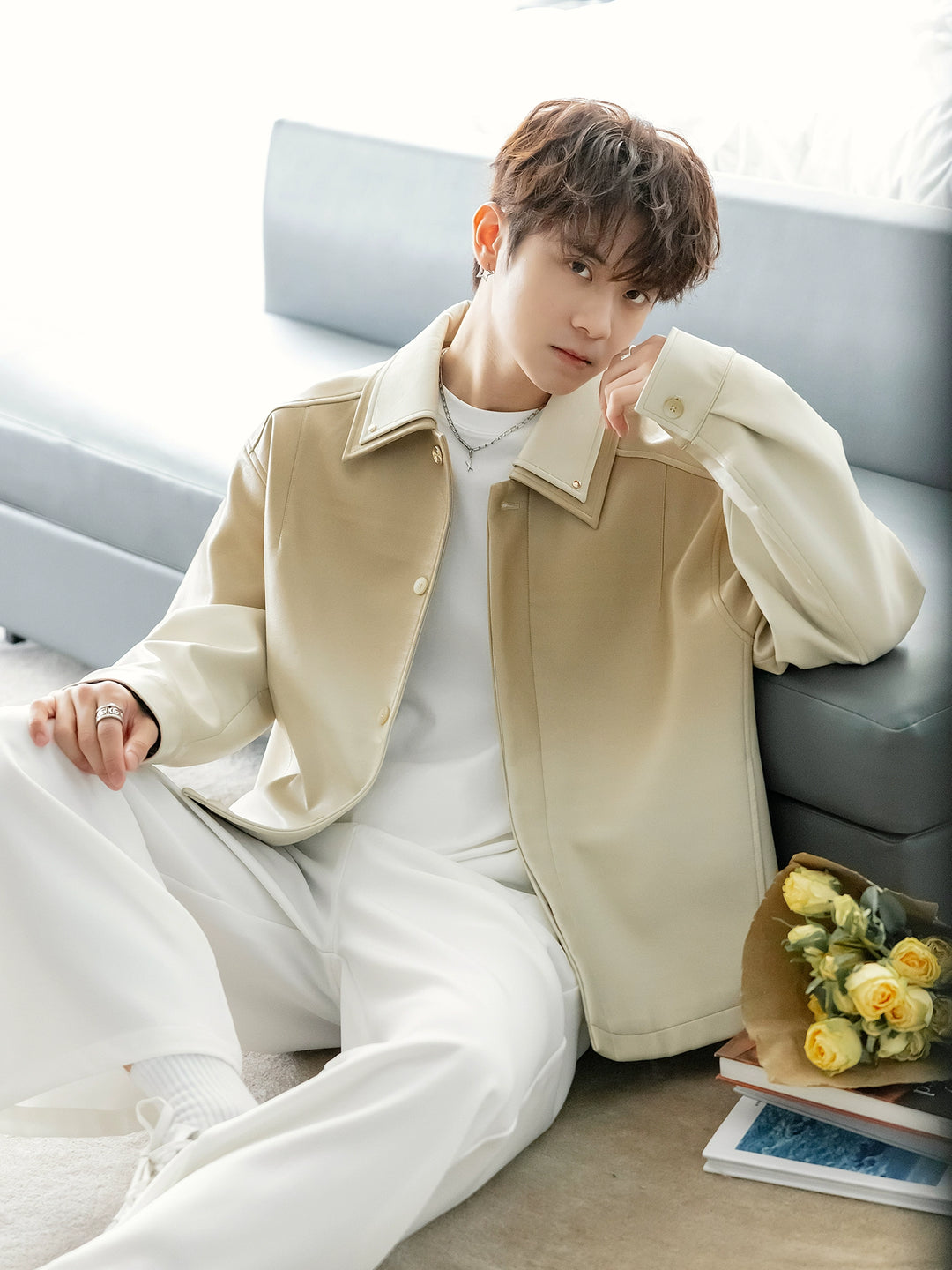 Uformell dobbelkrage gradientjakke