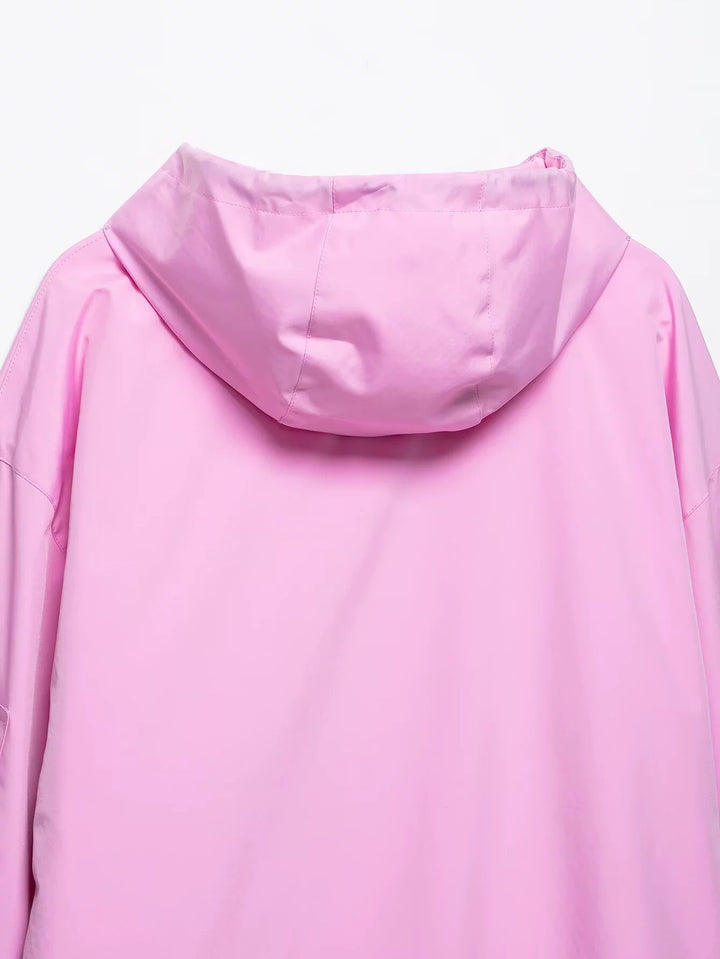 جاكيت واقي من الرياح بغطاء رأس مع جيب أمامي