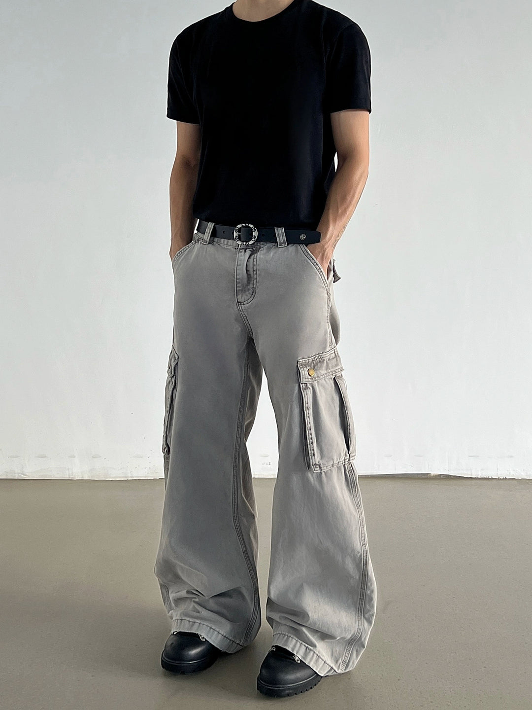 Distressed Wide-Leg Multi-Pocket Cargo Pants