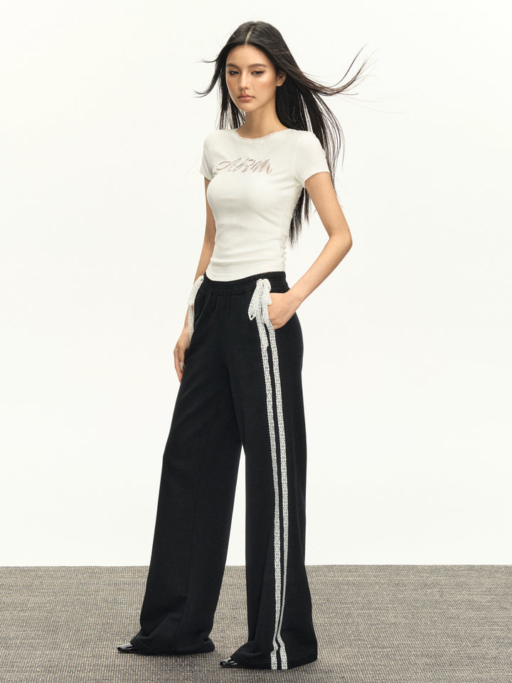 Retro Letter Lace Trim Slim T-Shirt