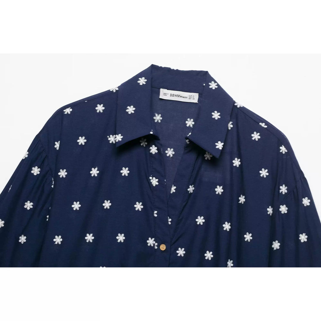 자수 장식 셔츠와 와이드 레그 팬츠 세트